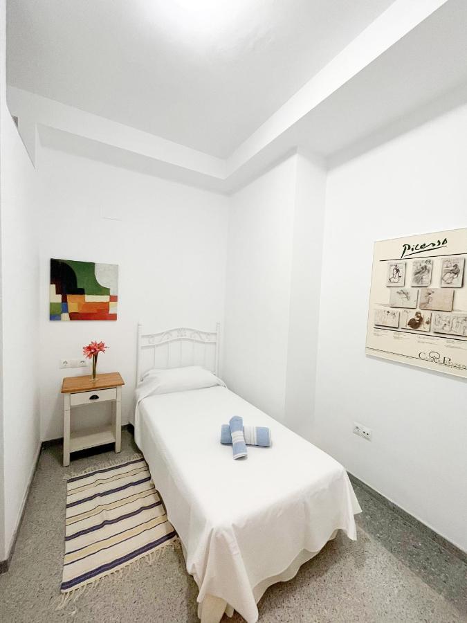 Apartment Amplio En Av. Carlos Haya *